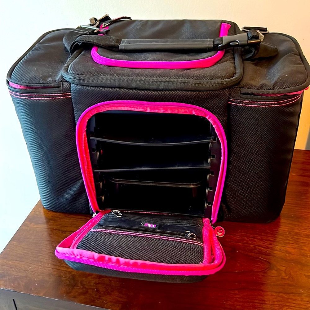 Six pack meal prep bag. Used maybe once. Excellent condition.